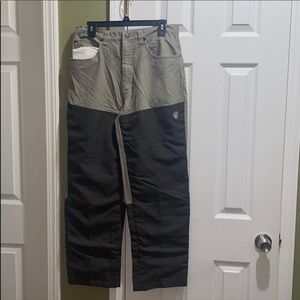 Hunting pants used to walk through bryars